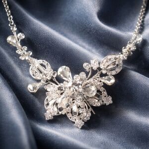 Dazzling Crystal Silver 18" Necklace